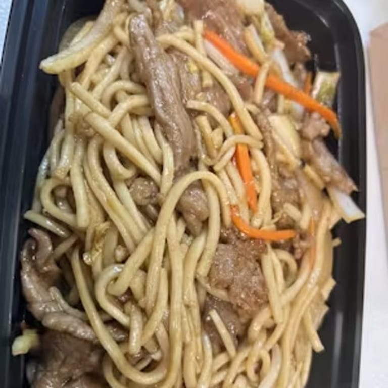 Delicious Lo Mein and Noodle Dishes