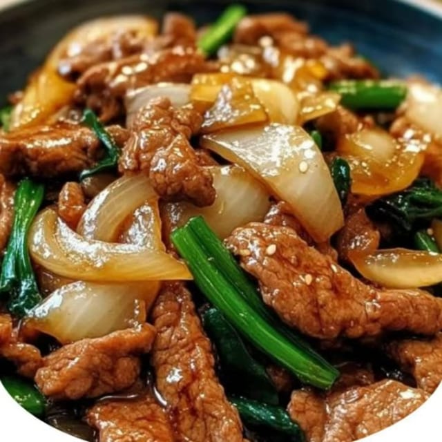 Sliced Pork with Scallions.