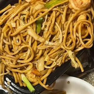 30. Combination Lo Mein
