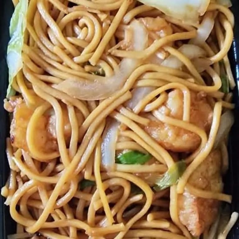 Savor Our Lo Mein